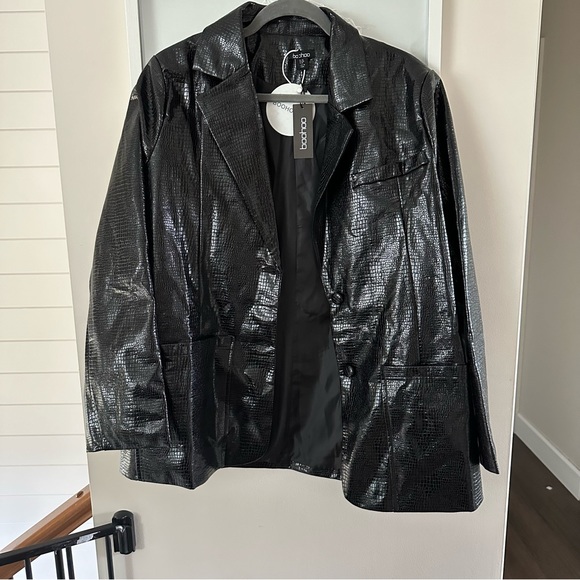 BOOHOO Vinyl Mock Croc Oversized Pocket Blazer - Picture 3 of 7
